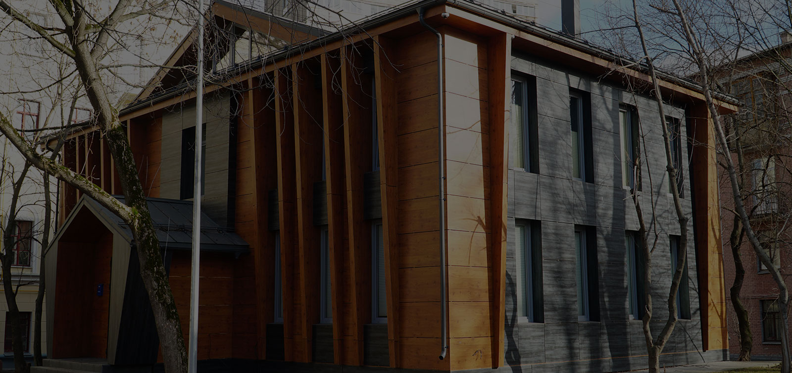Идеи дизайна интерьера деревянного дома из бруса, фото с примерами - North Forest